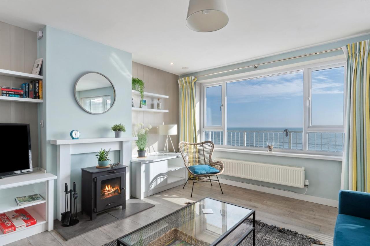 Dolphins Apartment - Spectacular Sea Views Saundersfoot Exterior photo